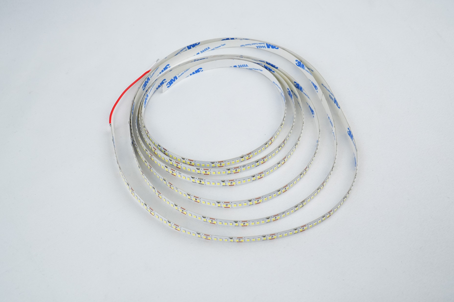 Linear light strip, self-adhesive LED light strip, outdoor waterproof linear light strip