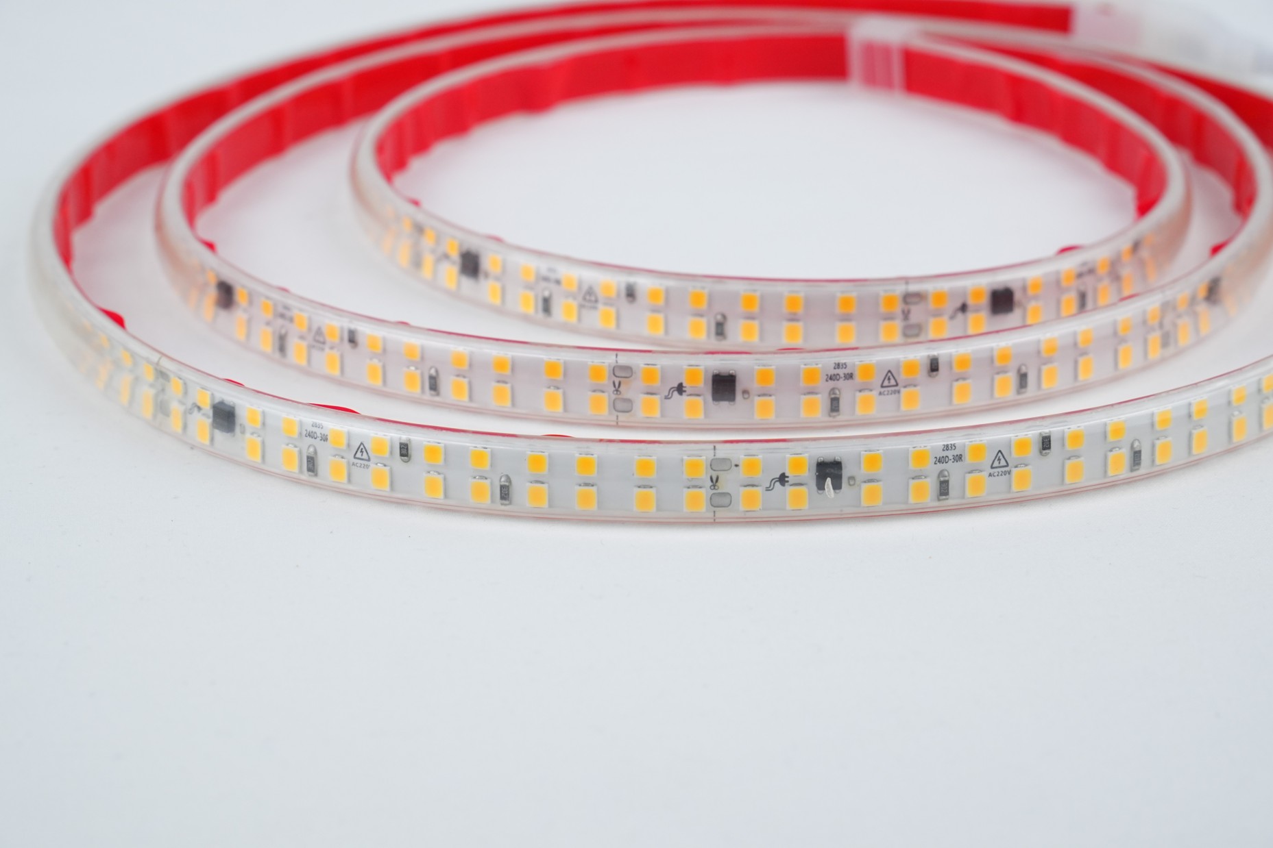 Linear strip light, low-voltage strip light, ceiling upward light strip