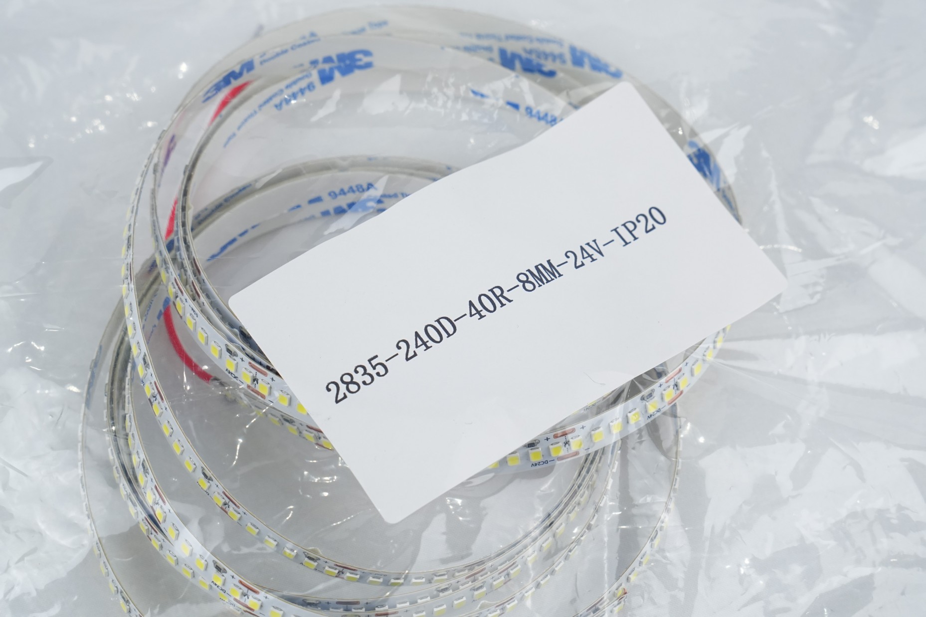 Linear light strip, self-adhesive LED light strip, outdoor waterproof linear light strip